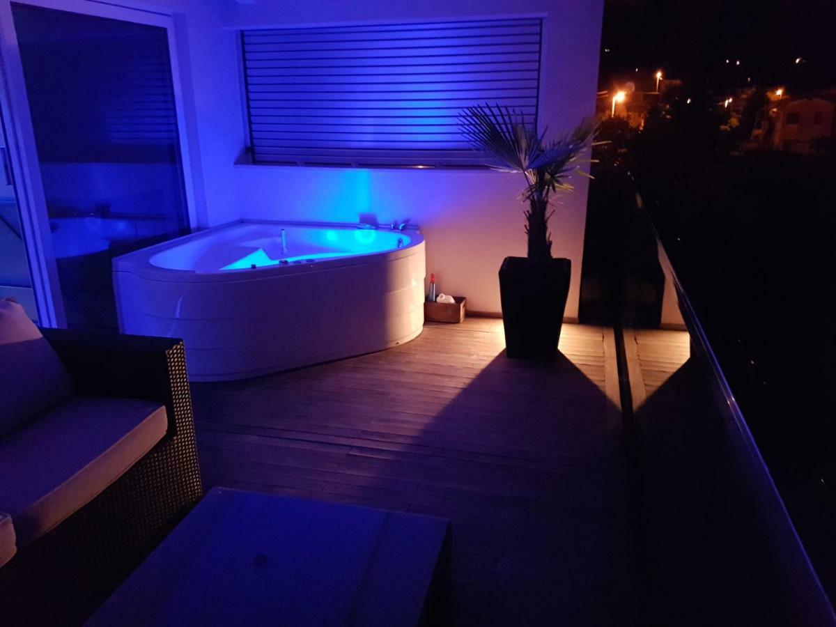 Jacuzzi Penthouse Apartment Matulji Eksteriør bilde